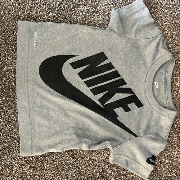 Nike Gray Dri-FIT Tee - Picture 2 of 6